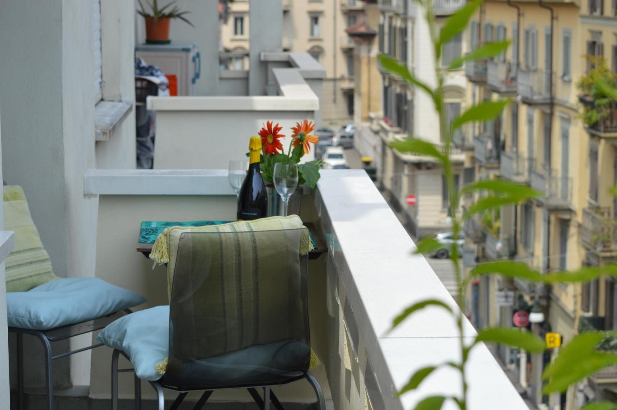 Flat City Center Porta Susa, Free Parking Wifii Smart Tv Sky 토리노 외부 사진